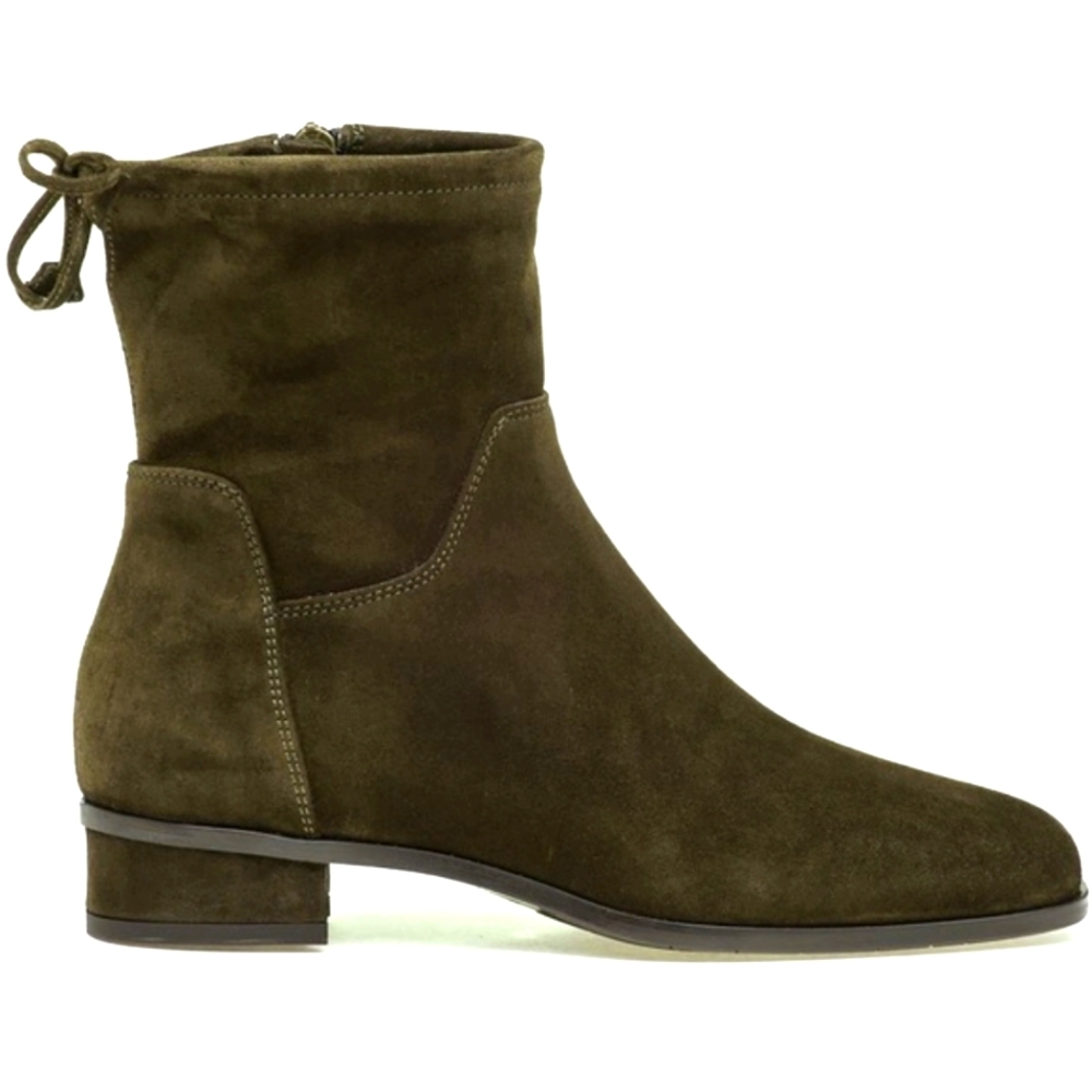 Aquatalia Lisa suede bootie, 5.5, olive
